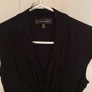 Cable & Gauge Black V-Neck Size S Stretchy Sleeveless Top with Rosette Detail